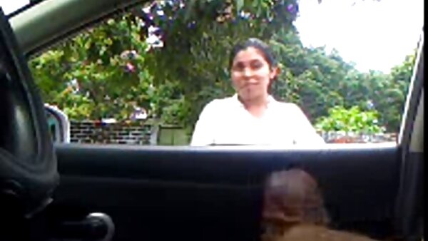 பசியால் வாடிய ஜானி காசில், ஹன்னா ஹார்ட்மேனுடன் ஆஃபீஸில் சூடாக உடலுறவு கொண்டார்